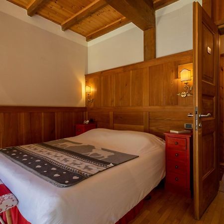 Alpine Forest Hotel ชัมโปลุก ภายนอก รูปภาพ