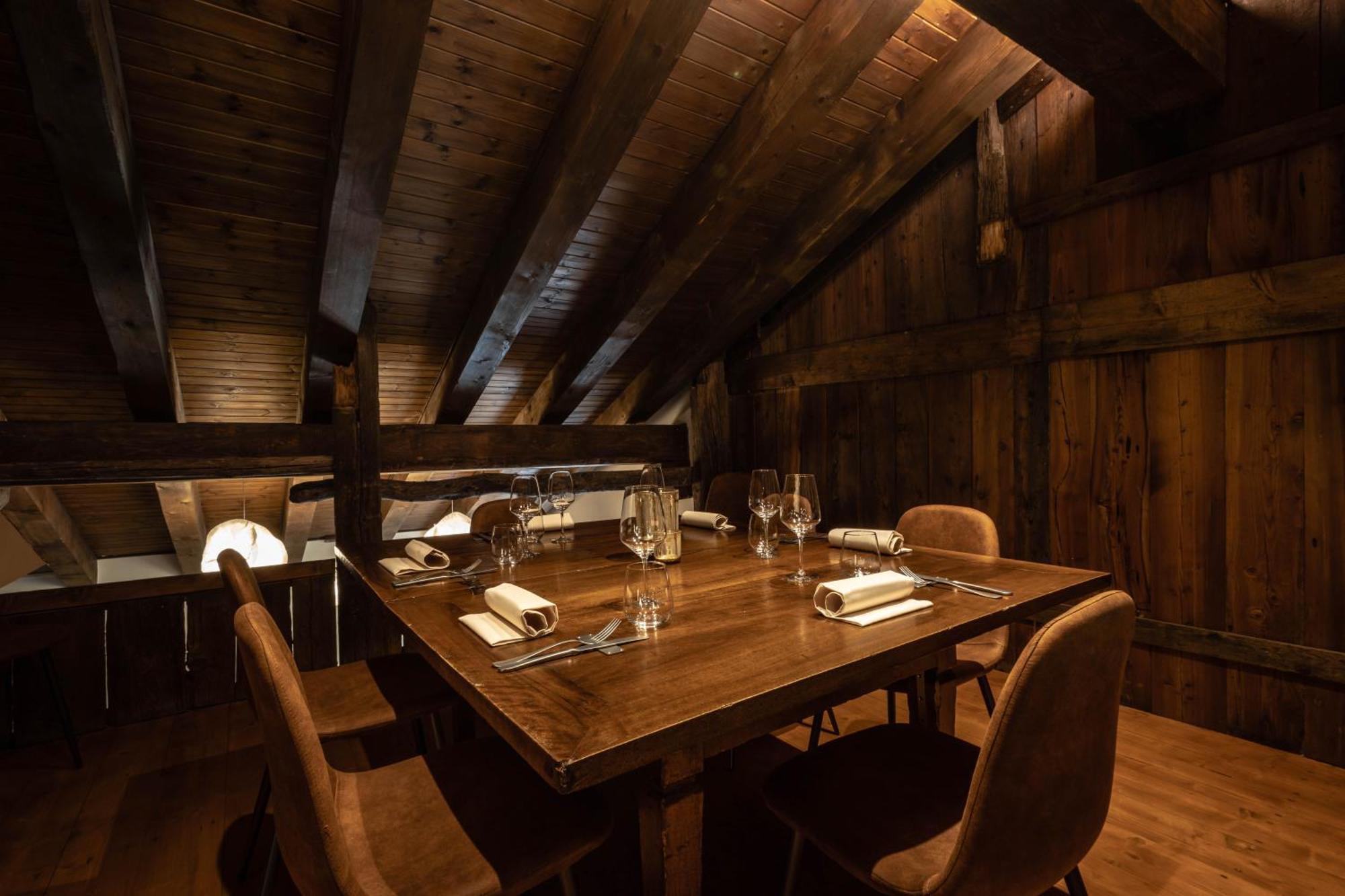 Alpine Forest Hotel ชัมโปลุก ภายนอก รูปภาพ
