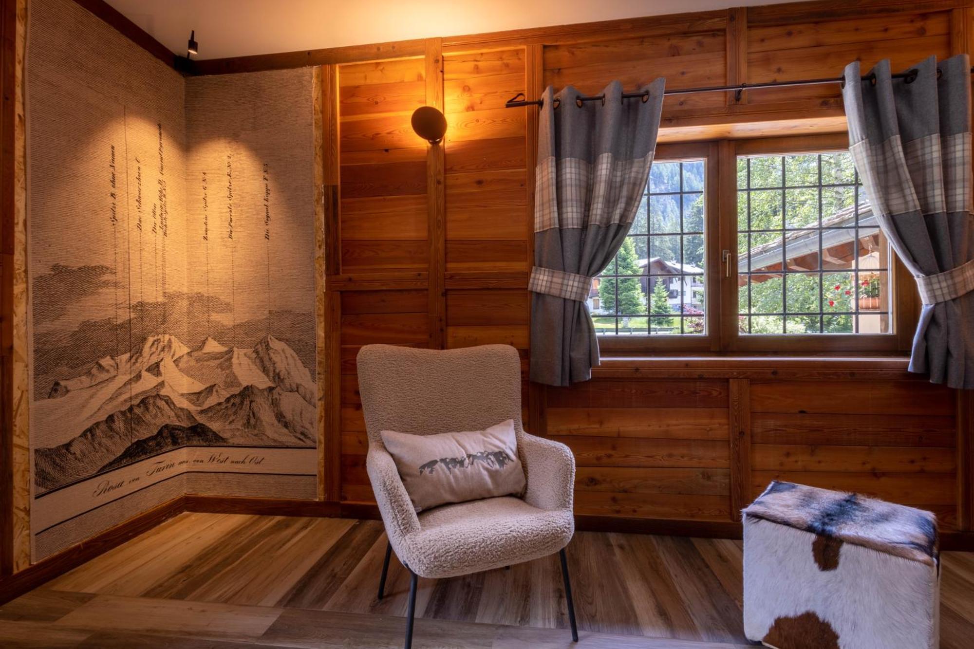 Alpine Forest Hotel ชัมโปลุก ภายนอก รูปภาพ